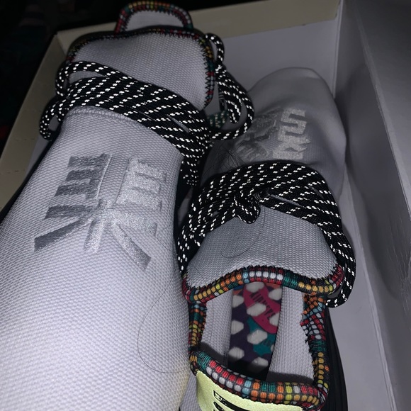 Adidas Shoes - Picture 2 of 7